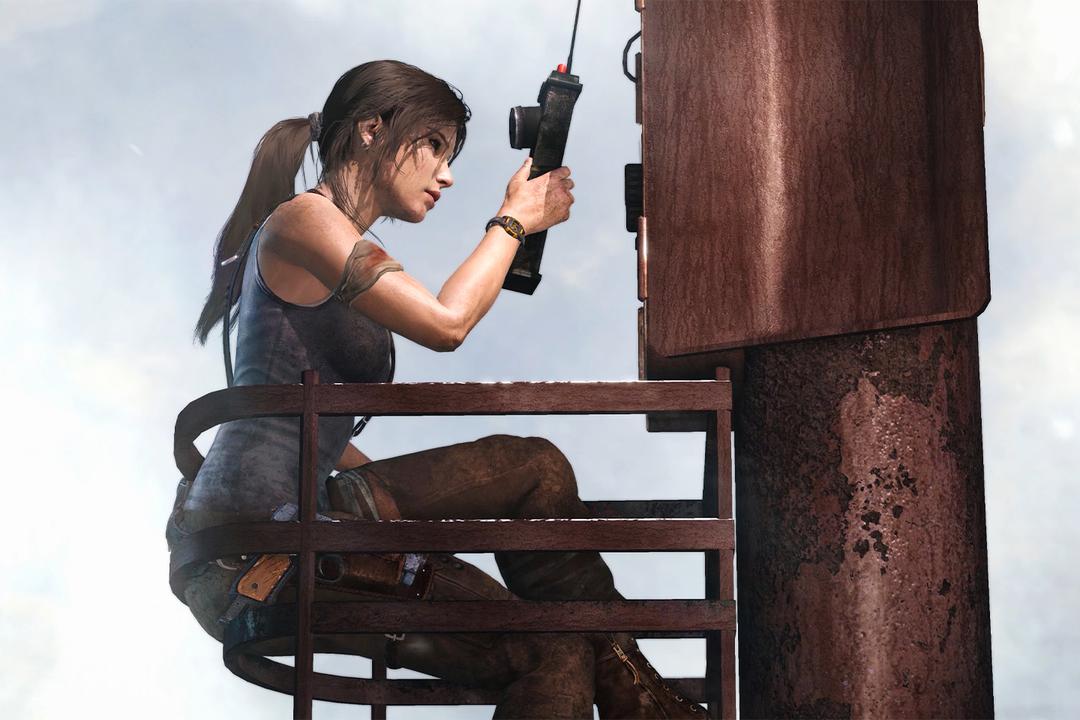 Lara Croft on the top of a radio tower, sending out an SOS