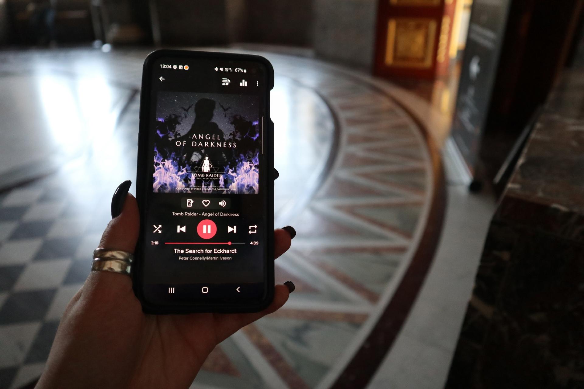 Lara Titova Paris-33