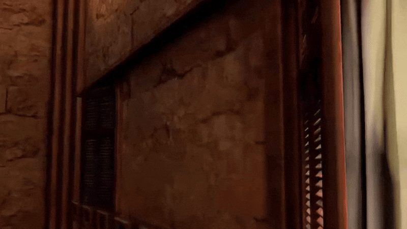 Easter Egg featuring a picture of young Lara Croft From original Tomb Raider: Chronicles