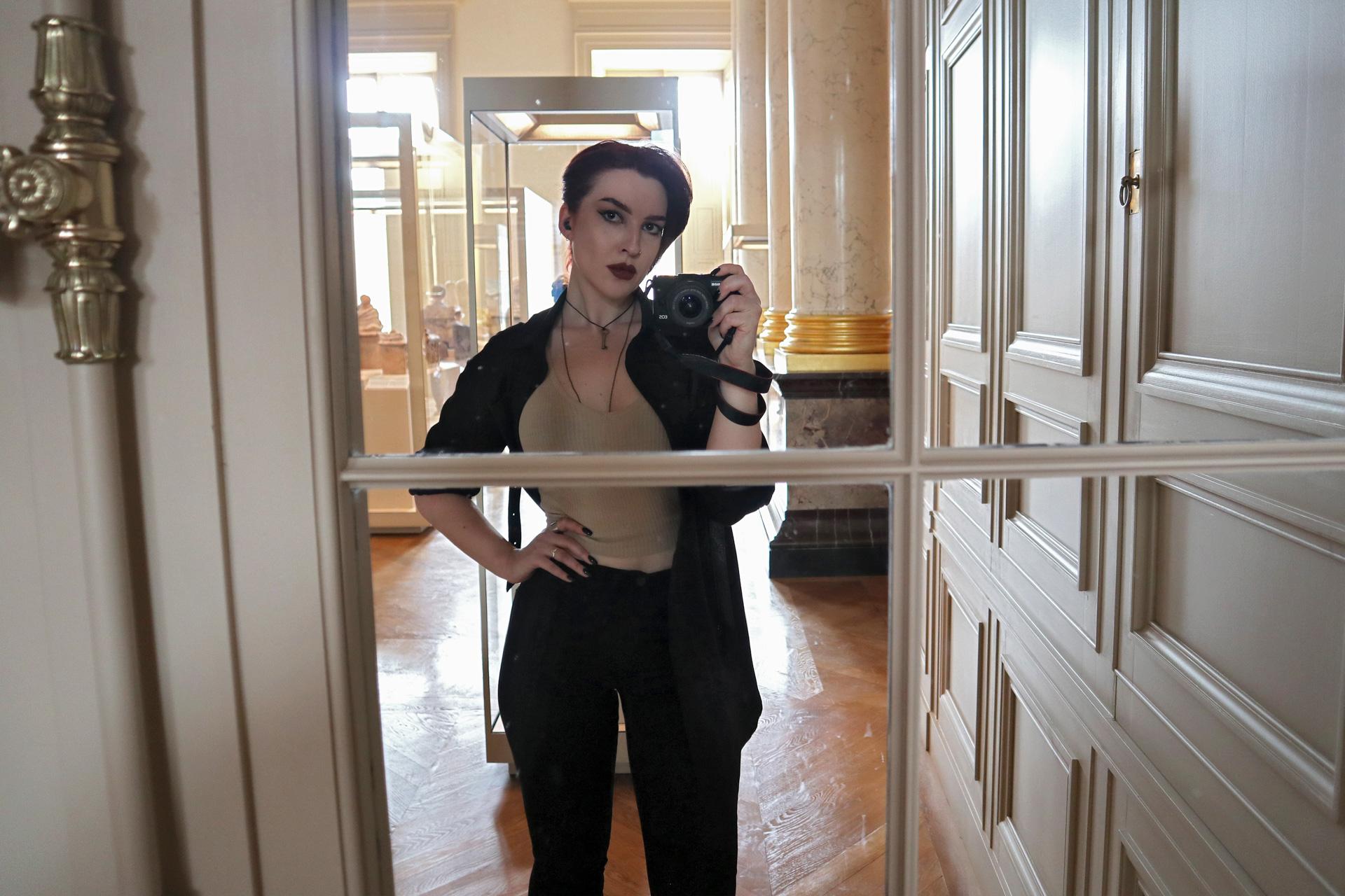 Lara Titova Paris-7455